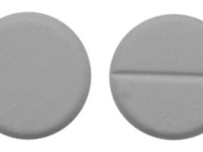 Dizone Tablet close-up of scored tablet