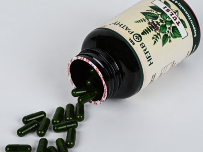 Tulsi Capsules Holy Basil composition panel